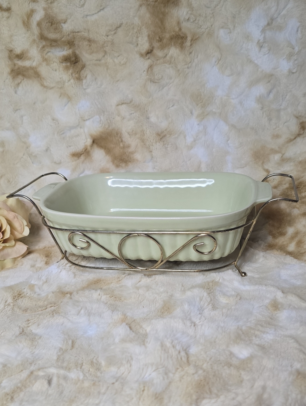 VTG 1983 Pfaltzgraff FTDA Celery Green 32 oz Casserole Baking Dish w/Metal Rack